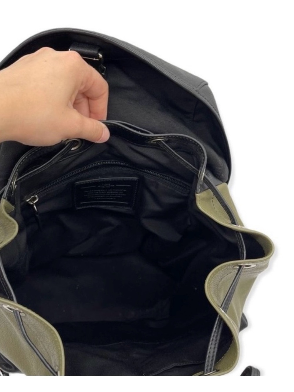 Coach Green and Black Leather Backpack Rucksack - Picture 6 of 6